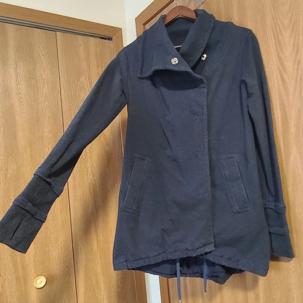 Lululemon Gratitude Wrap‎ Jacket
